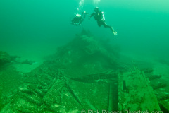 Divers and Cornwall wreck.