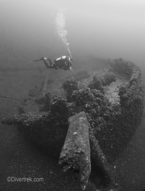 Tiller Wreck, Lake Ontario