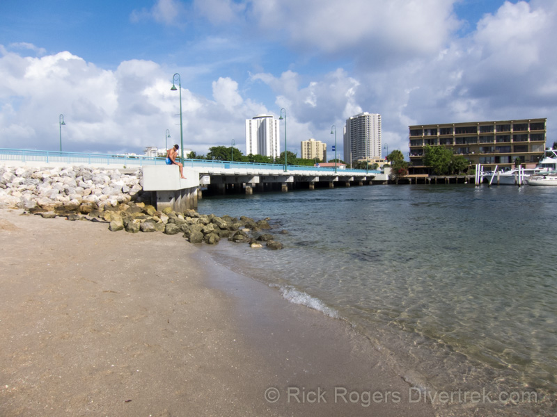 Diving the Blue Heron Bridge, Florida.